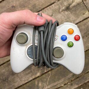 Wired Xbox 360 Controller - White